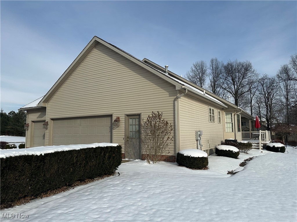 3605 Villa Rosa Drive, Canfield, Ohio image 4