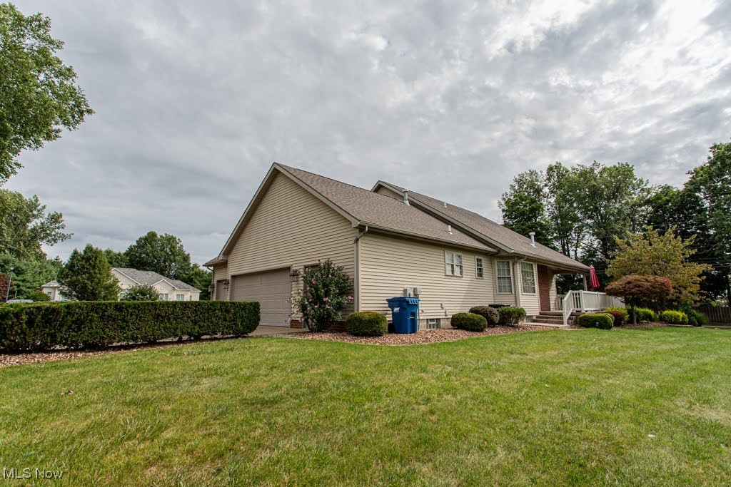 3605 Villa Rosa Drive, Canfield, Ohio image 6