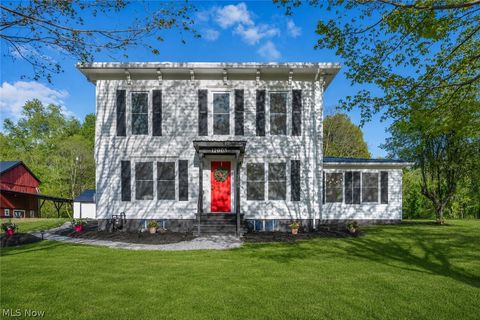Photo of 12008 State Route 88, Garrettsville, OH 44231 (MLS # 5210440)
