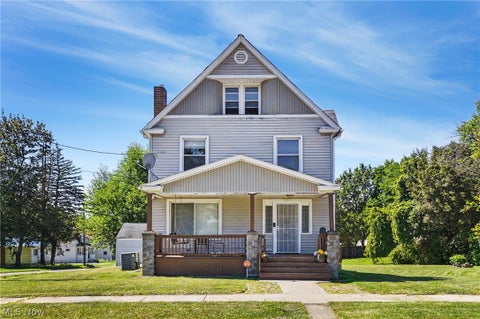 Tiny photo for 702 Washington Avenue, Girard, OH 44420 (MLS # 5240880)