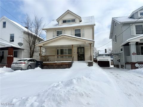 Photo of 3595 W 122nd Street, Cleveland, OH 44111 (MLS # 5184312)