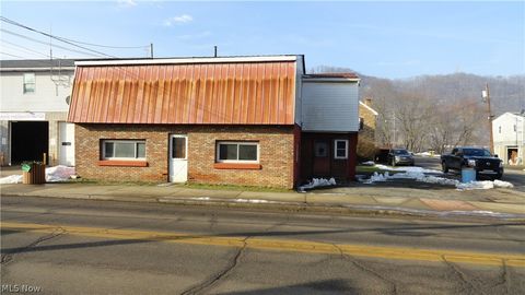 Multifamily For Sale - 209 N Chester Street<br/> New Cumberland, WV 26047