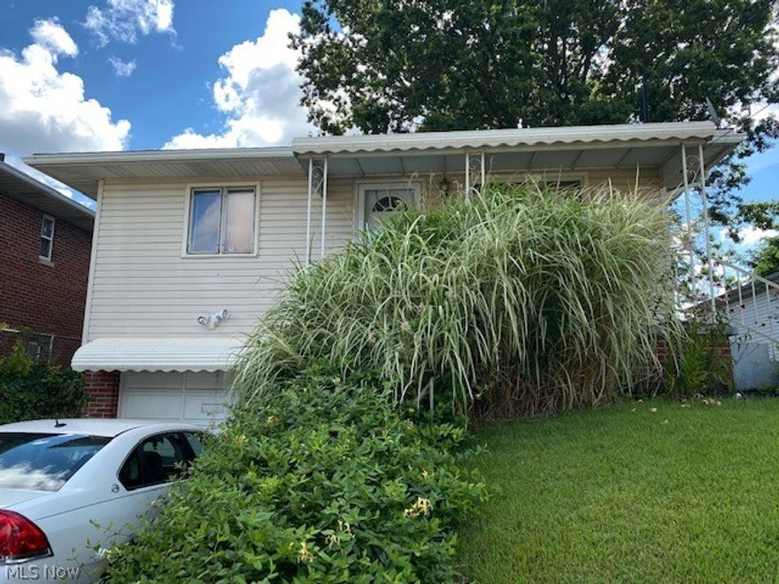 Lot's of great living space and much bigger than it looks. Formal living room at the front with nice original oak floors, two bedrooms with oak flooring with bath between and large eat-in kitchen with newer built-in oven. Lot's of room to move around with the peninsula with drop in range top. The bath was totally remodeled just a few years ago. The lower level has a large carpeted family room and a huge combo full bath with laundry in the closet. The lower level bath has a 2 person jetted tub, and separate shower. Garage accessed from the lower level. Current tenants are month-to-month so they would move with proper notice. Or purchase as an investment and keep the current tenants who are paying $850 per month.