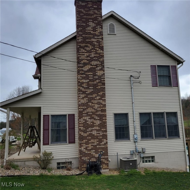 4792 Gatchell Road, Uhrichsville, Ohio image 3