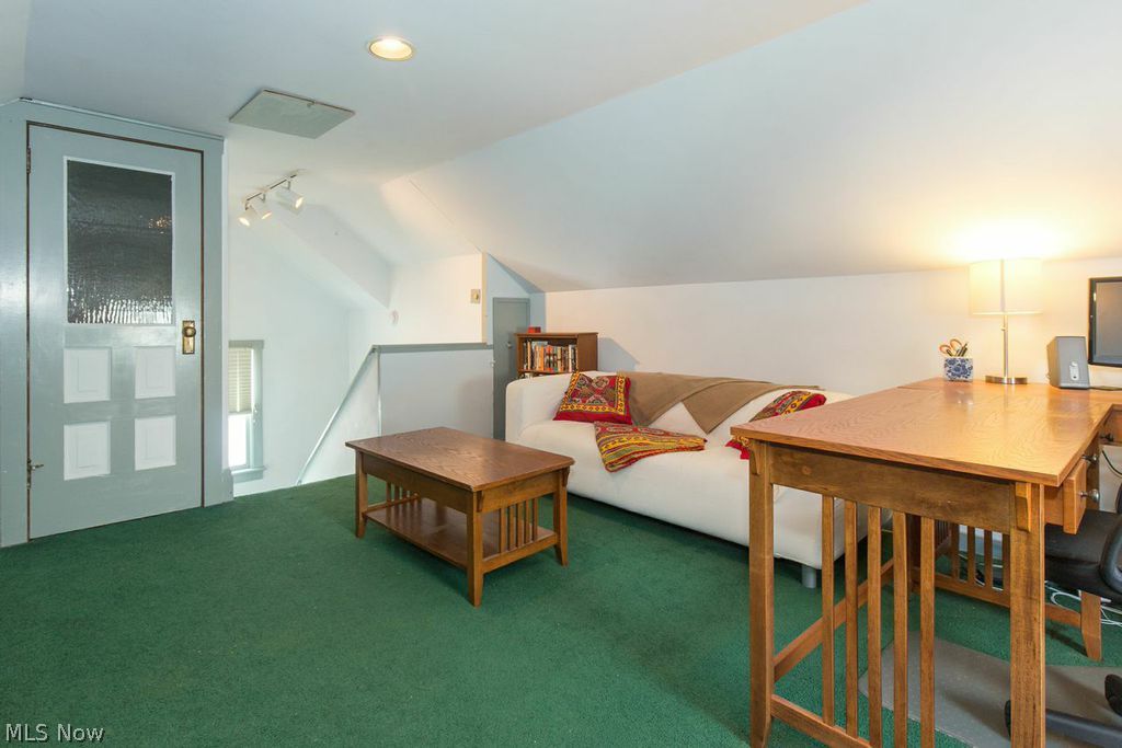 Meadowbrook - Residential