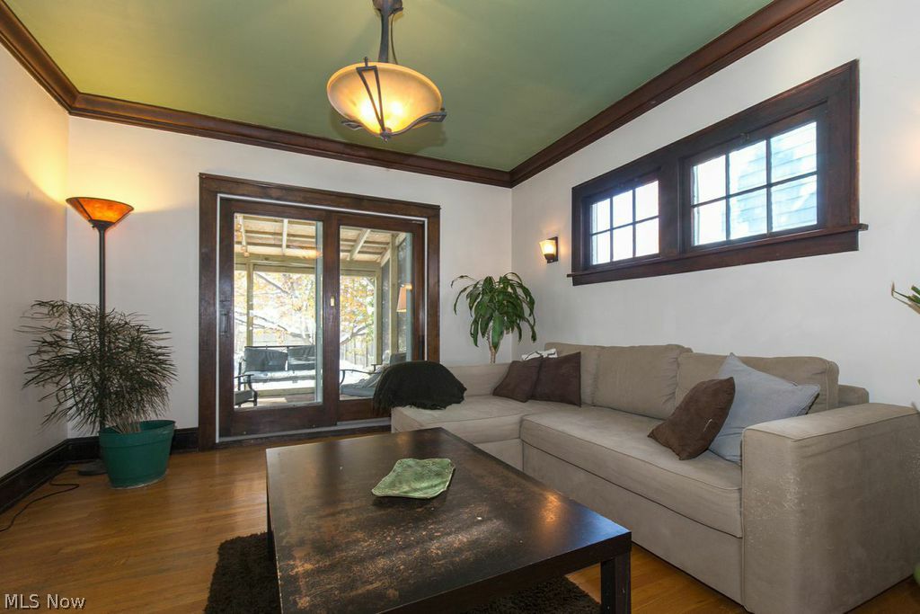 Meadowbrook - Residential