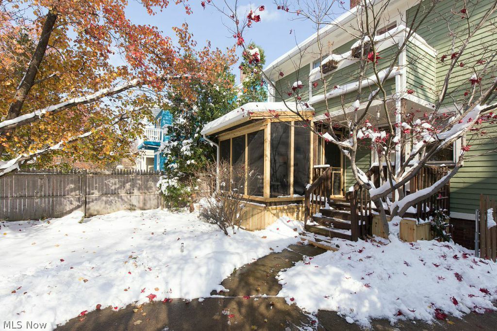 Meadowbrook - Residential