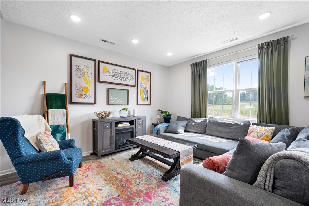 Pembrooke Place Ph 02 - Residential