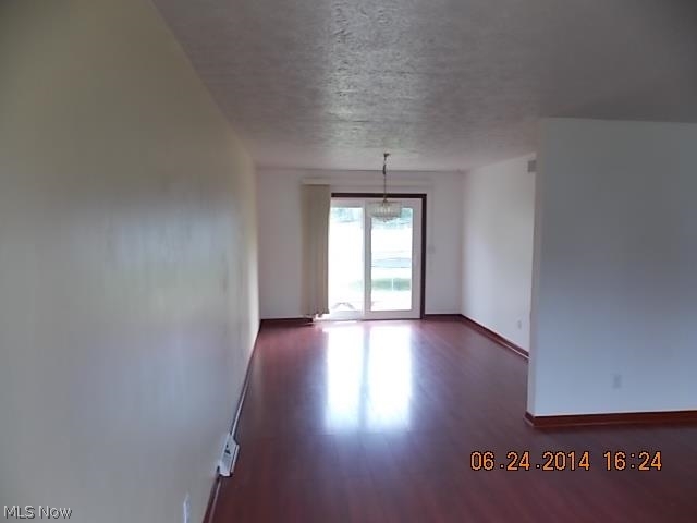 120 COUNTY CLUB HILLS - Residential