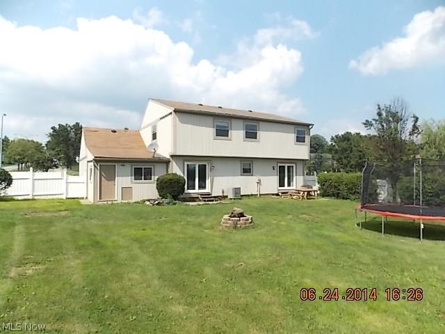 120 COUNTY CLUB HILLS - Residential