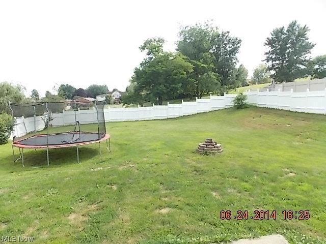 120 COUNTY CLUB HILLS - Residential