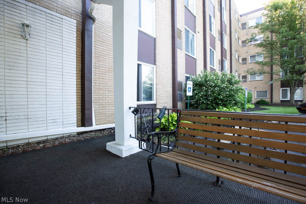 King Path Condo - Residential