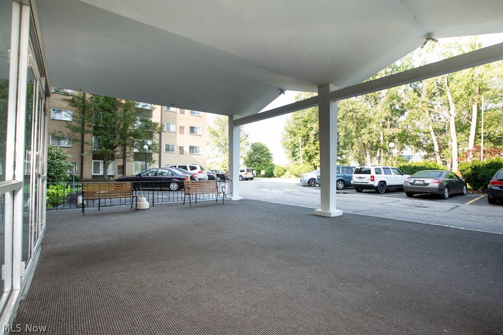 King Path Condo - Residential