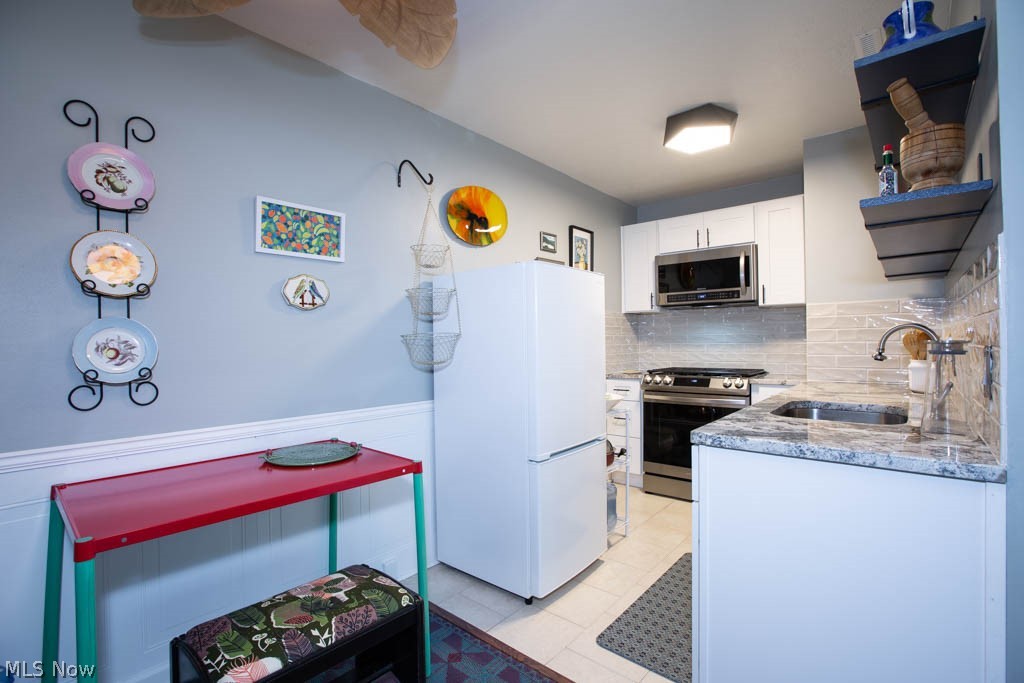 King Path Condo - Residential