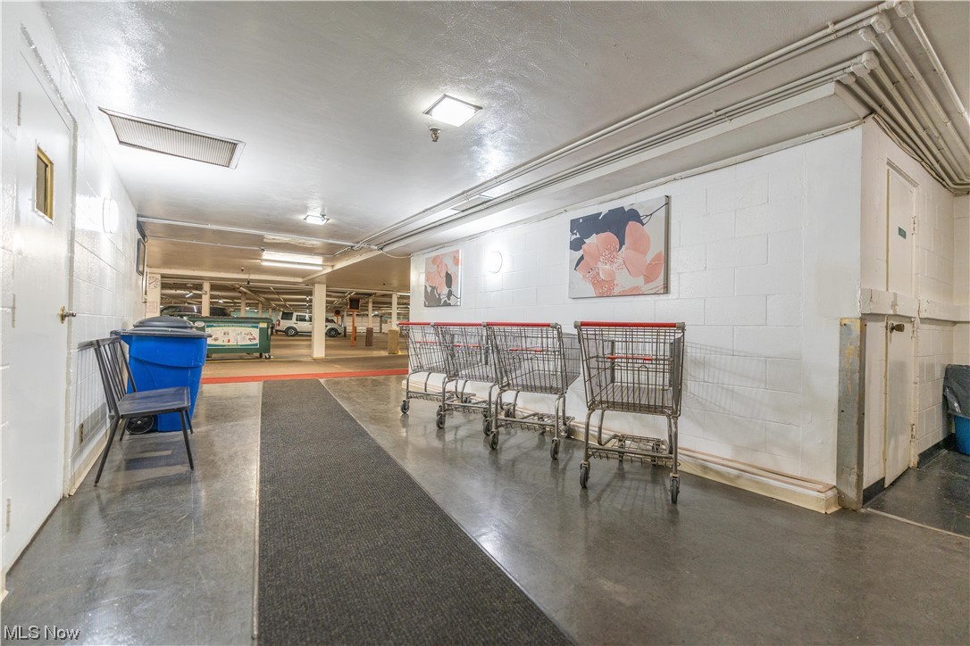 Carlton House Condo - Residential