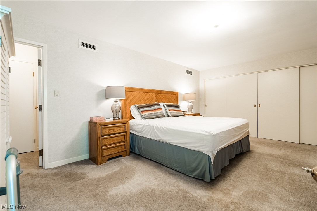 Carlton House Condo - Residential