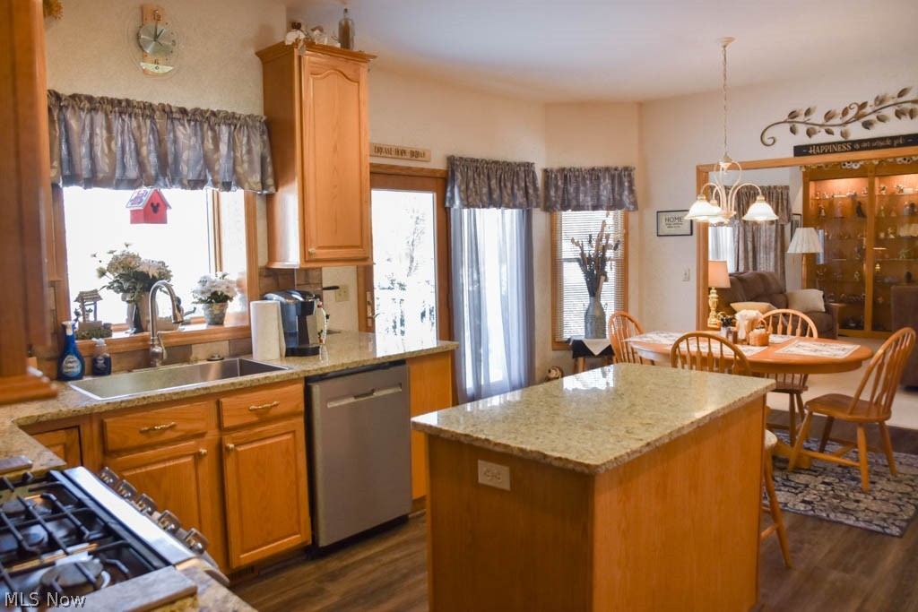 Estates At Meadowood - Residential