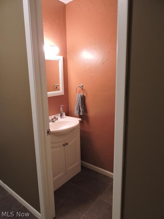 Rolling Hills Condo - Residential