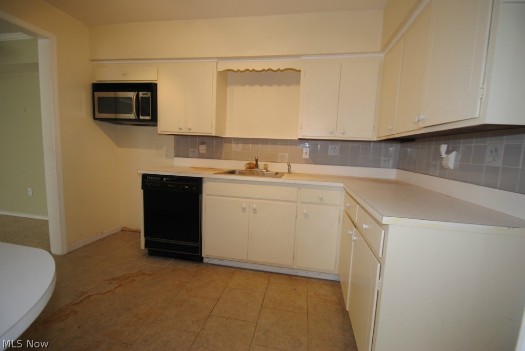 Meadowlawn Condos - Residential