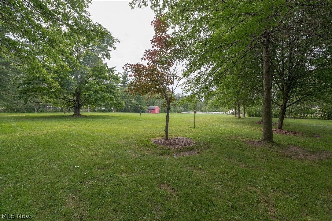 Moreland Hills Cos Chagrin Bo - Residential