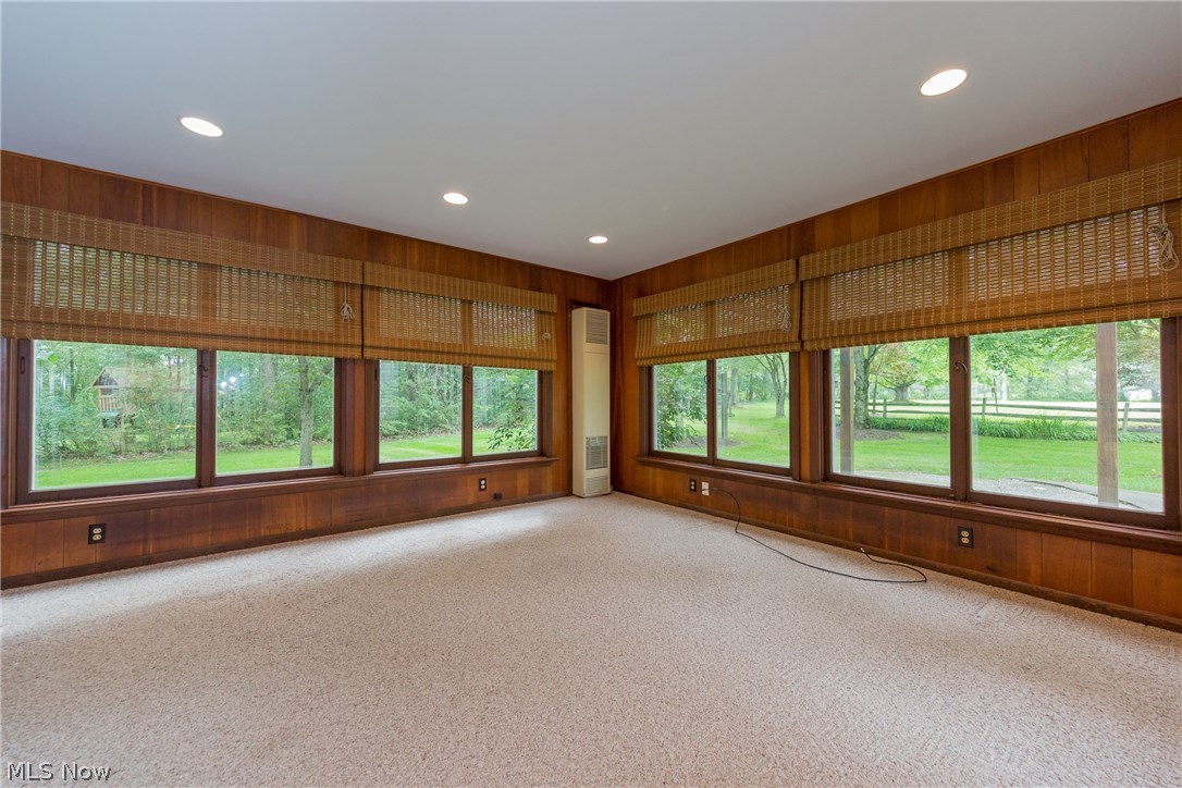 Moreland Hills Cos Chagrin Bo - Residential