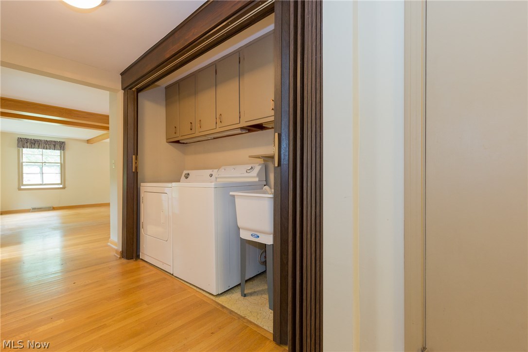 Moreland Hills Cos Chagrin Bo - Residential