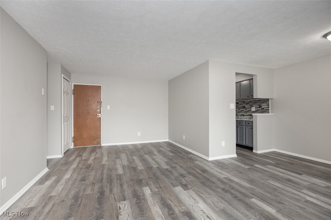 1480 Warren Road 206