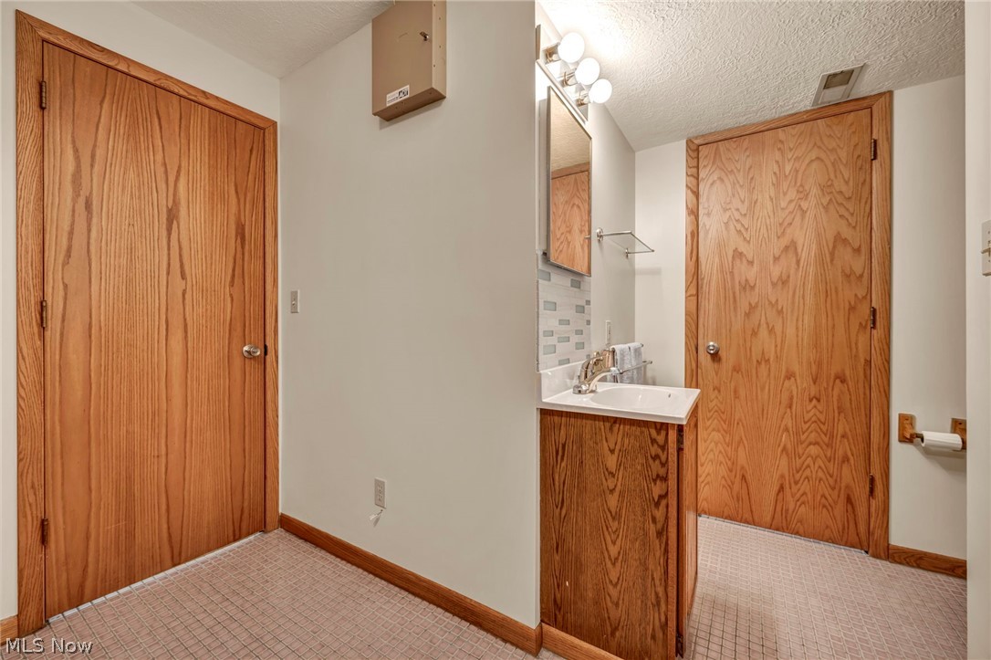 East Reservoir - Residential
