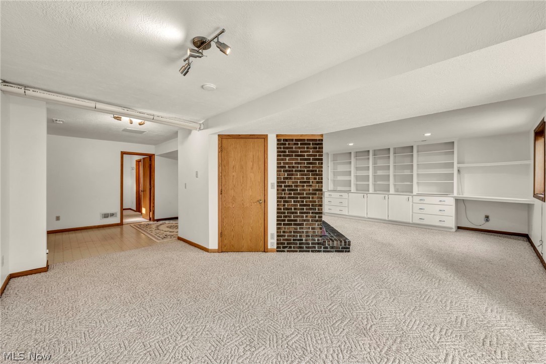 East Reservoir - Residential