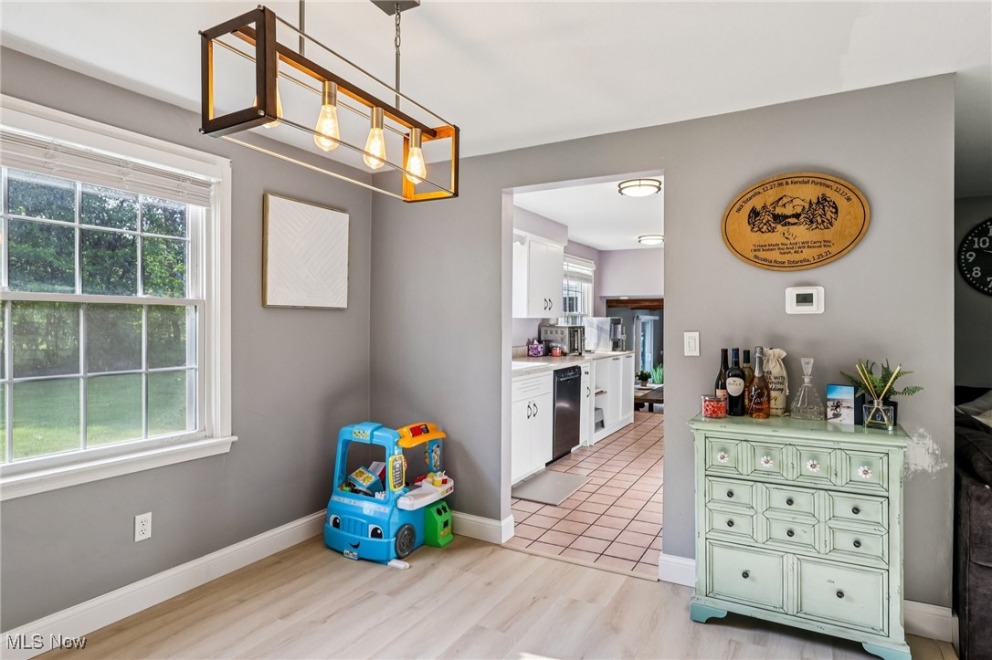 12539 Woodside Drive, Chesterland, Ohio image 12