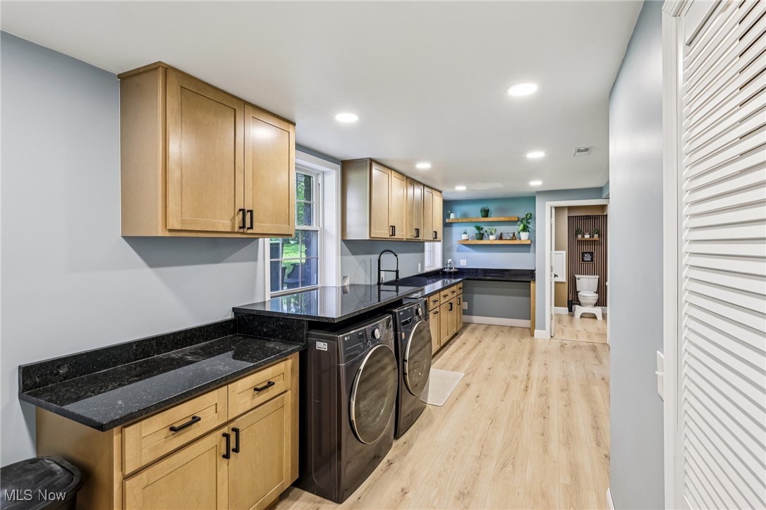 12539 Woodside Drive, Chesterland, Ohio image 42