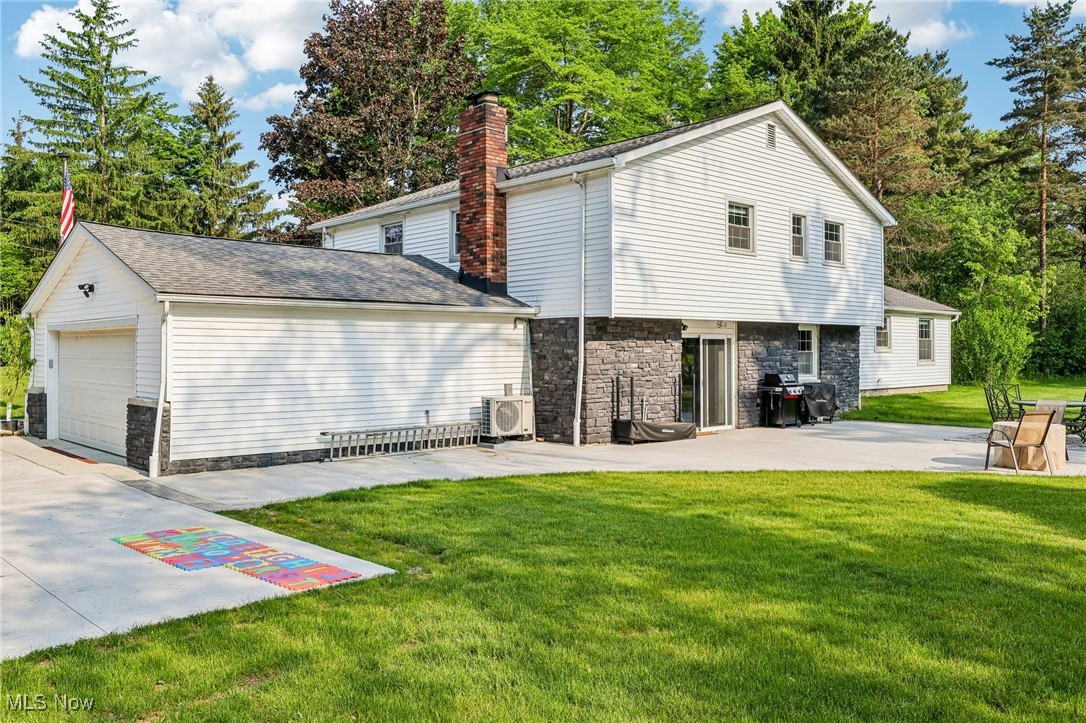 12539 Woodside Drive, Chesterland, Ohio image 47