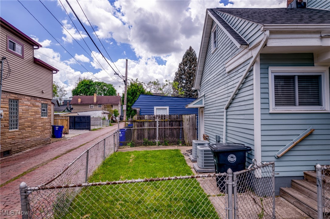 Barber & Lords - Residential Lease