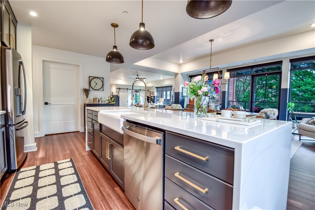 Quattro Bldg - Residential