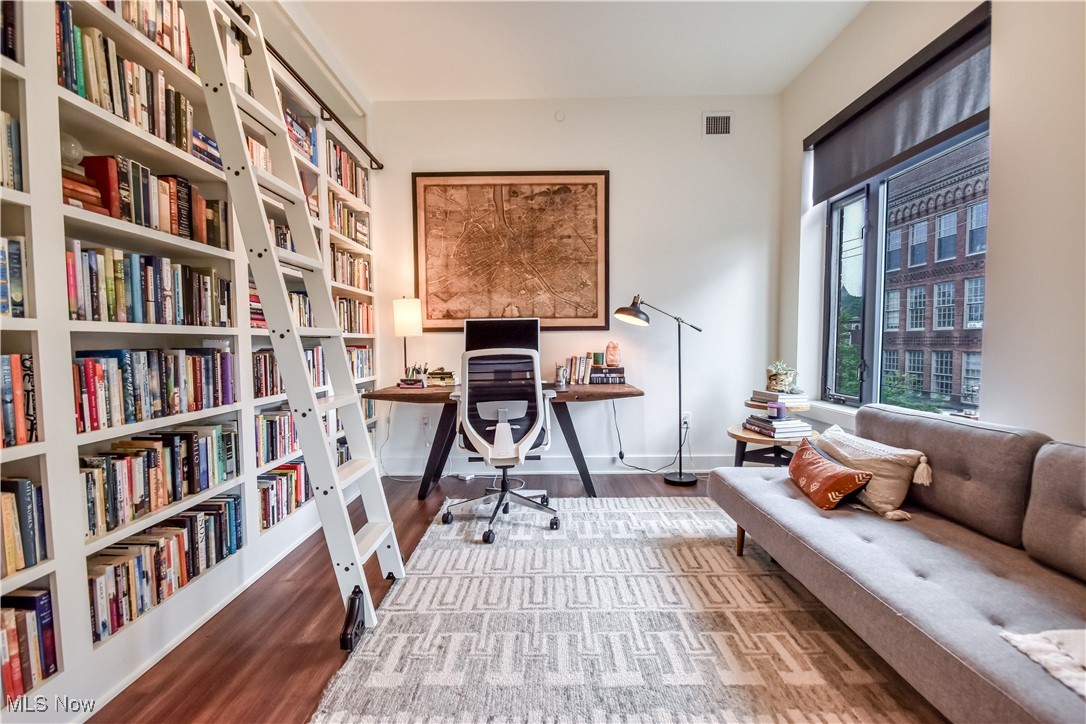 Quattro Bldg - Residential