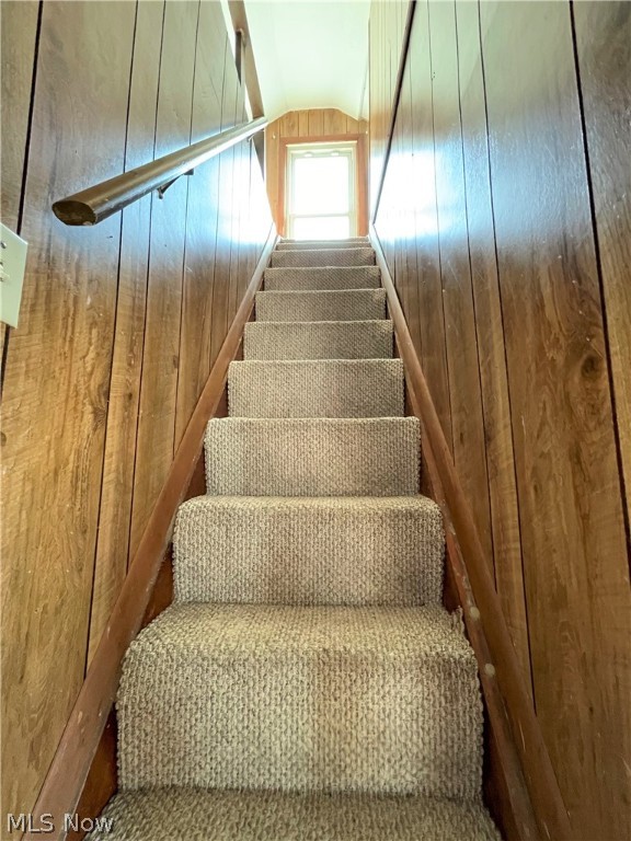 Prop River View - Residential