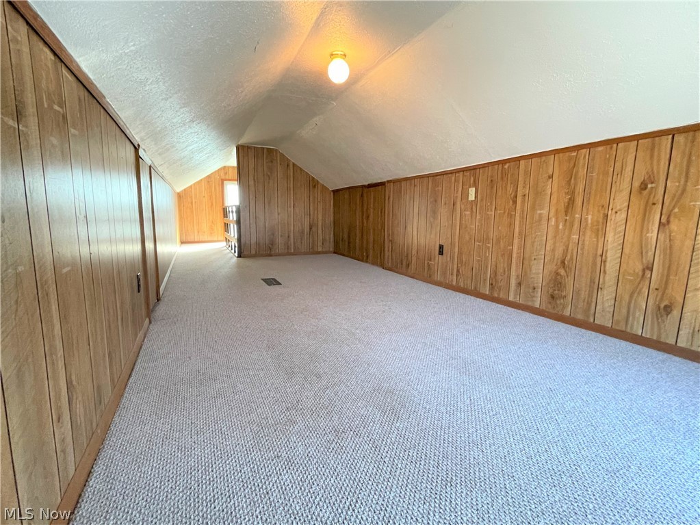 Prop River View - Residential