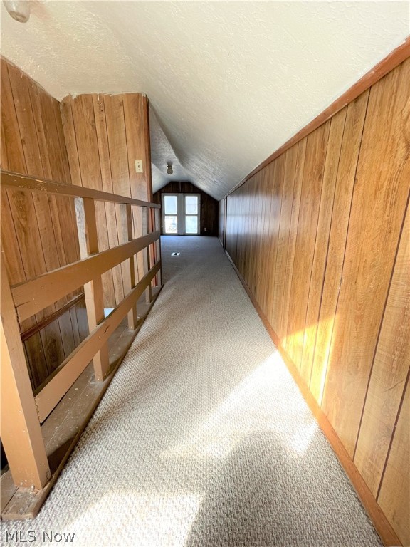 Prop River View - Residential