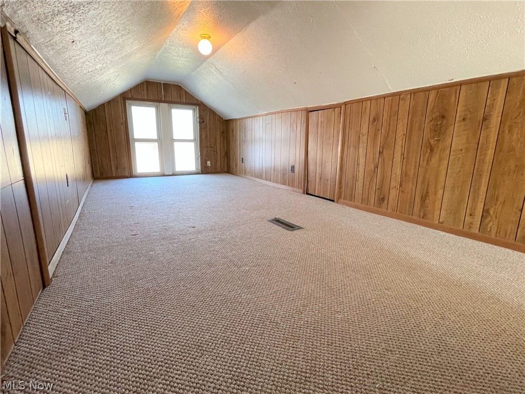 Prop River View - Residential