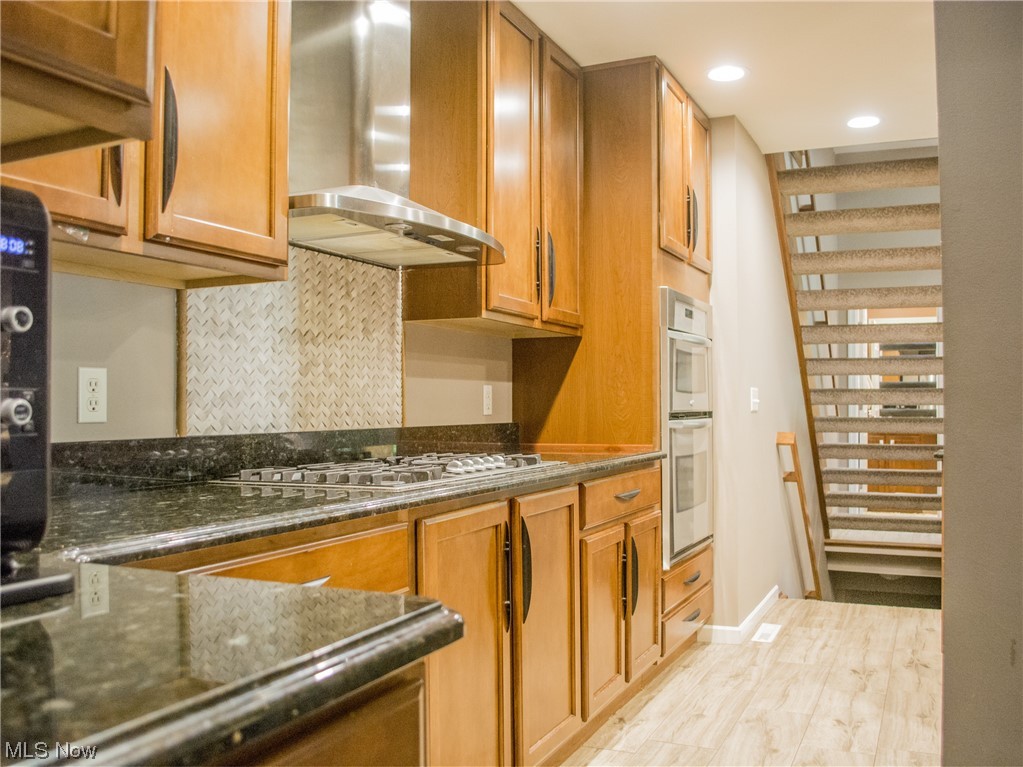 Villas/Tippecanoe Woods Condo - Residential