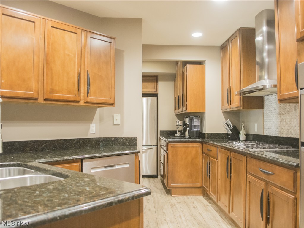 Villas/Tippecanoe Woods Condo - Residential