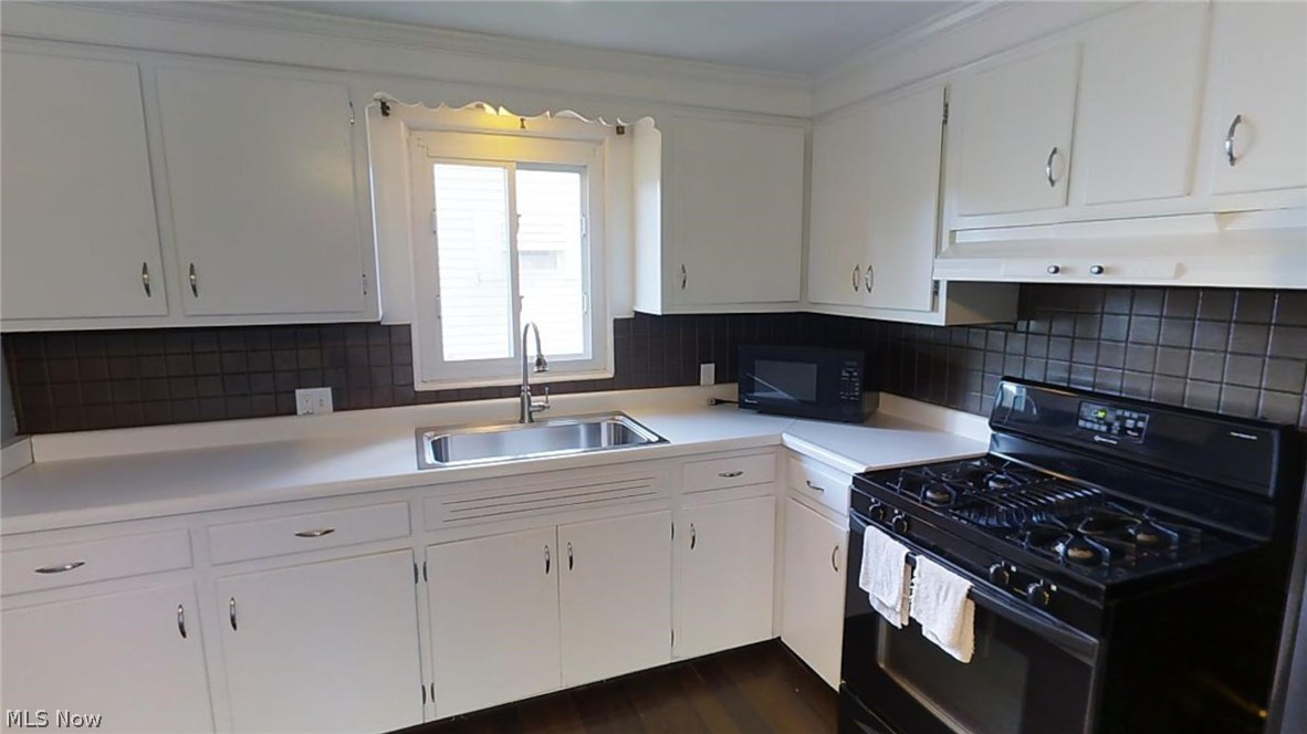 New England Lanes - Residential