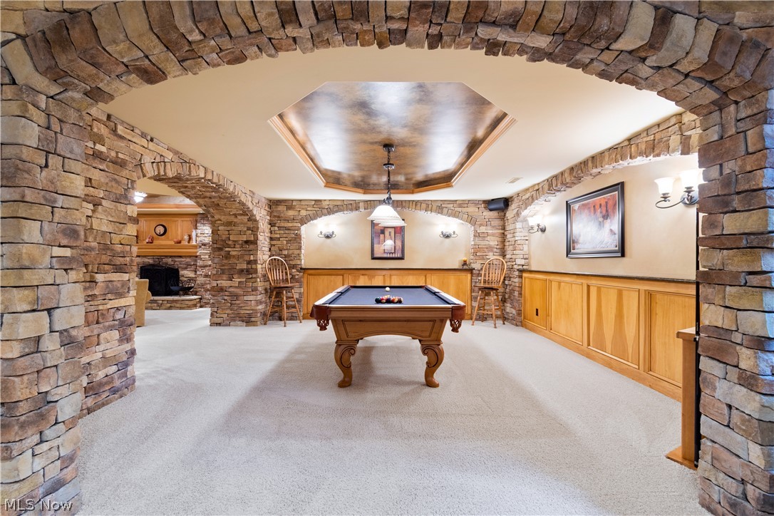 Signature Sharon - Residential