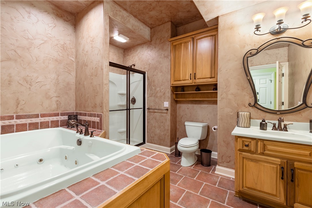 Signature Sharon - Residential