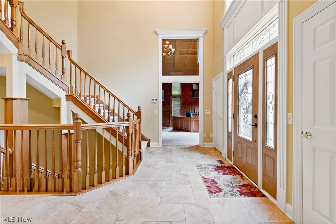 Signature Sharon - Residential