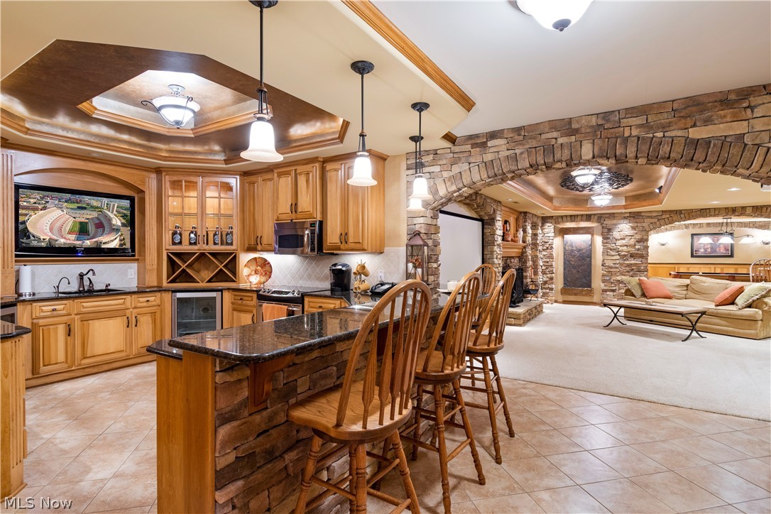 Signature Sharon - Residential