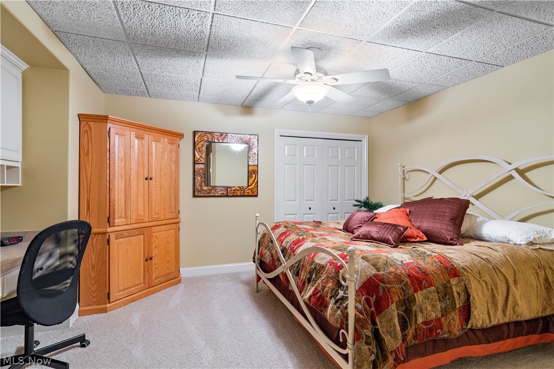 Signature Sharon - Residential