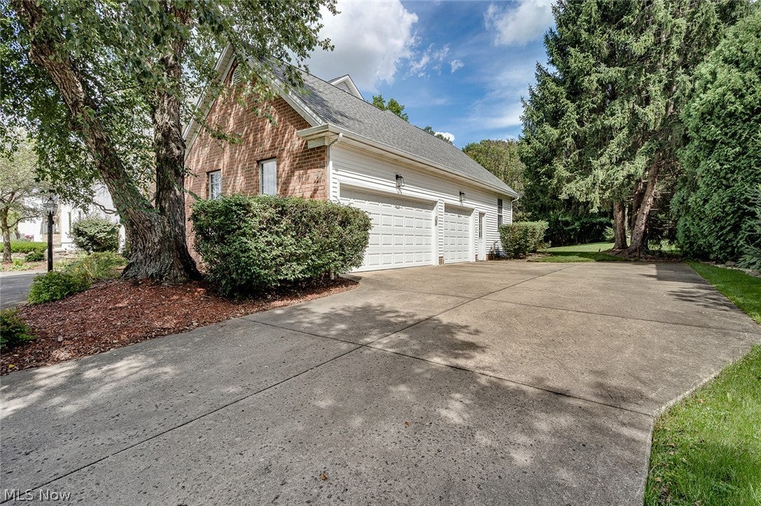 8549 Reserve Court