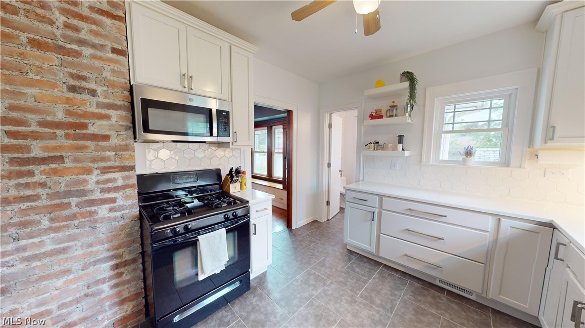 Economy Real Estate & Bldg - Residential