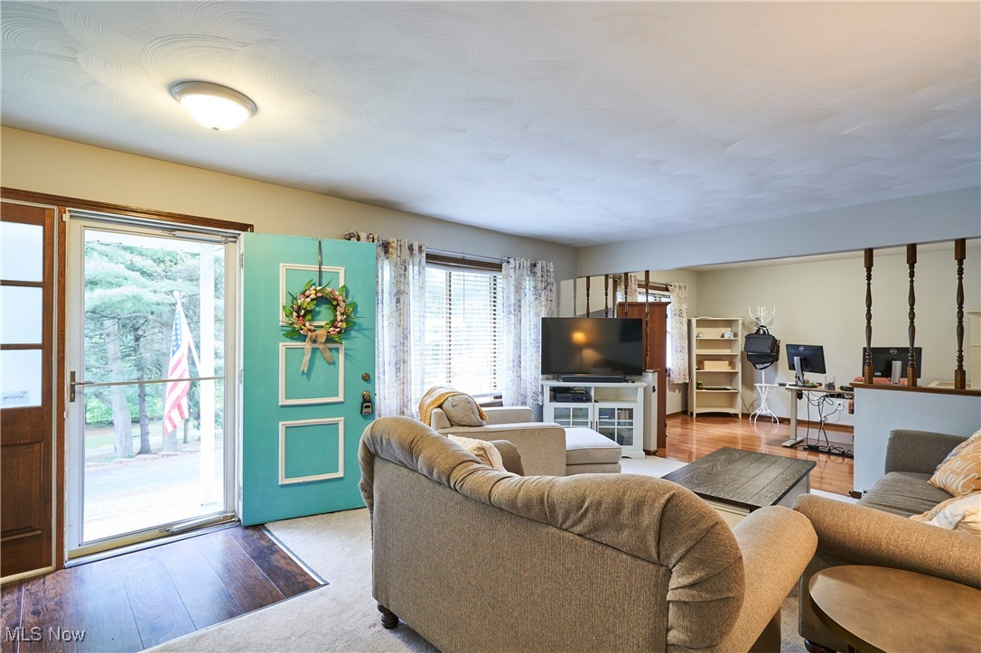 2940 Robin Hill Drive, Mogadore, Ohio image 3